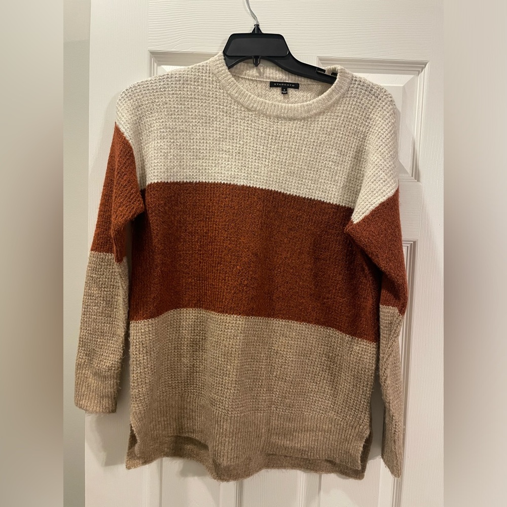 Women’s sweater